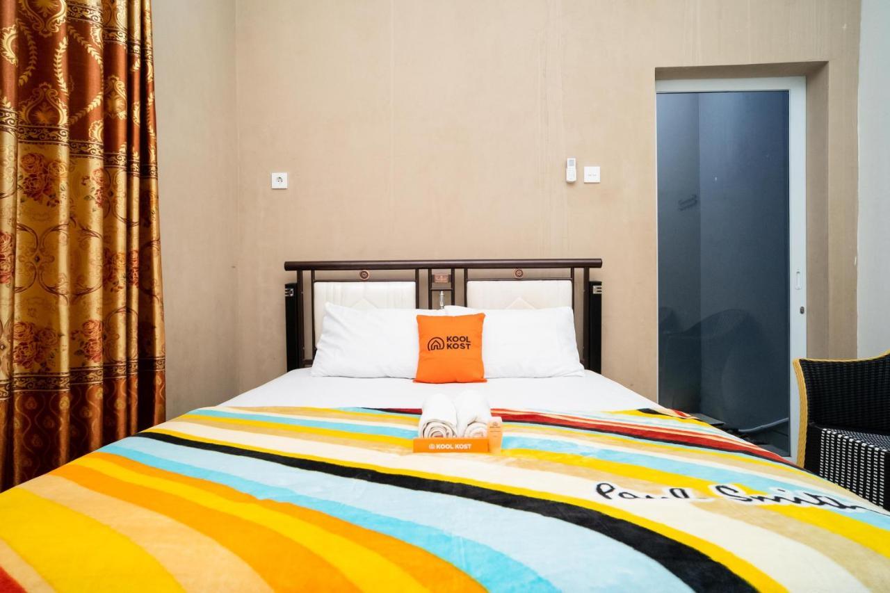 Hotel Koolkost Syariah Near Transmart Tegal Esterno foto