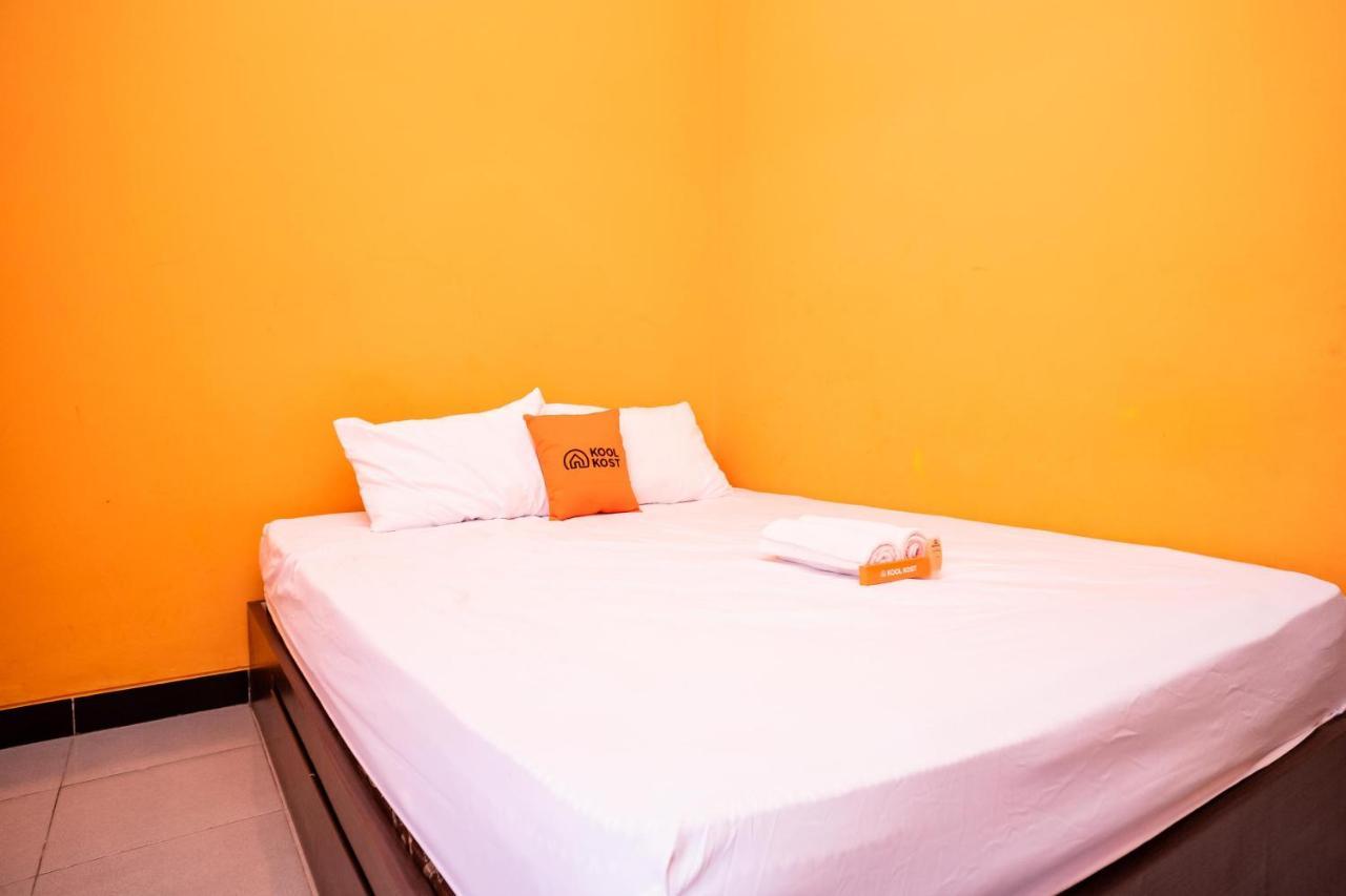 Hotel Koolkost Syariah Near Transmart Tegal Esterno foto